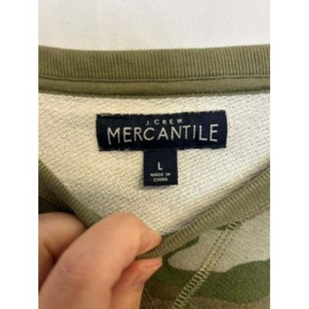 J.Crew Mercantile Mens Camo Sweatshirt Green Camouflage Crewneck Pullover Large - Picture 3 of 4